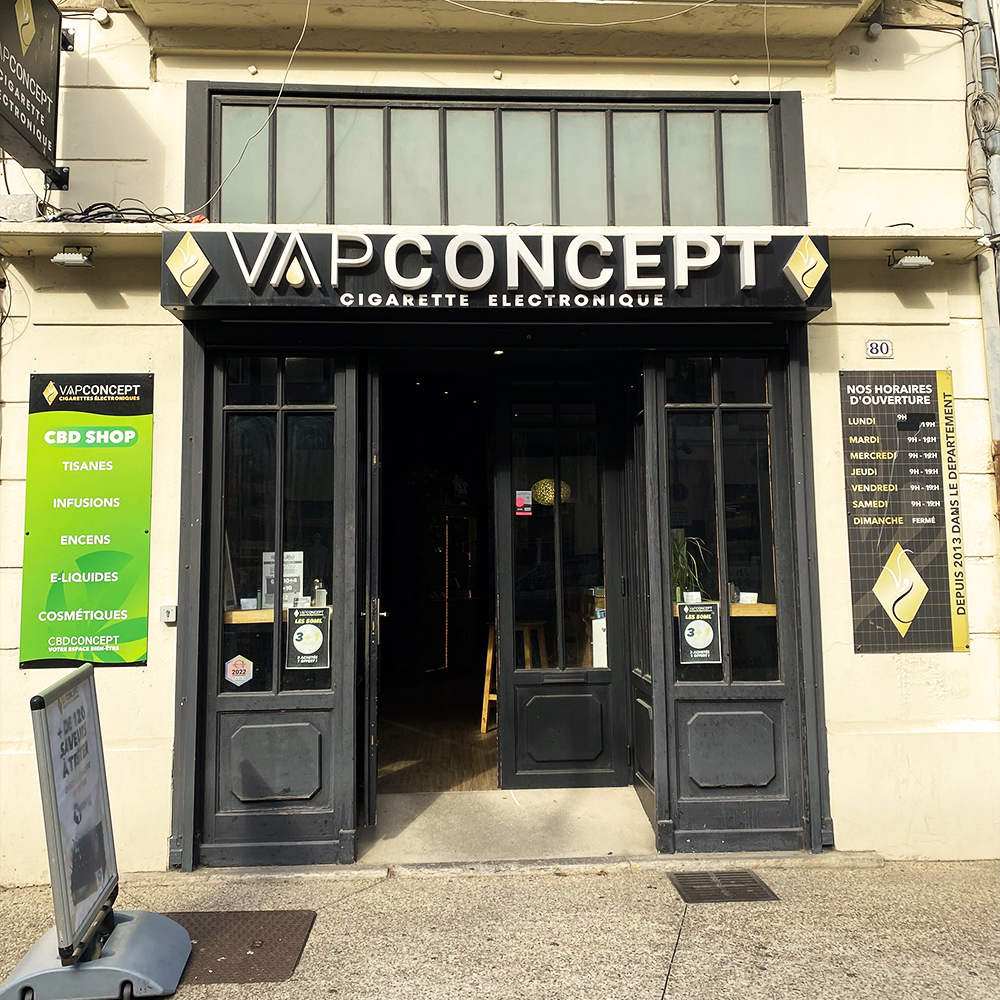 Intérieur de la boutique Vap Concept à Cavaillon