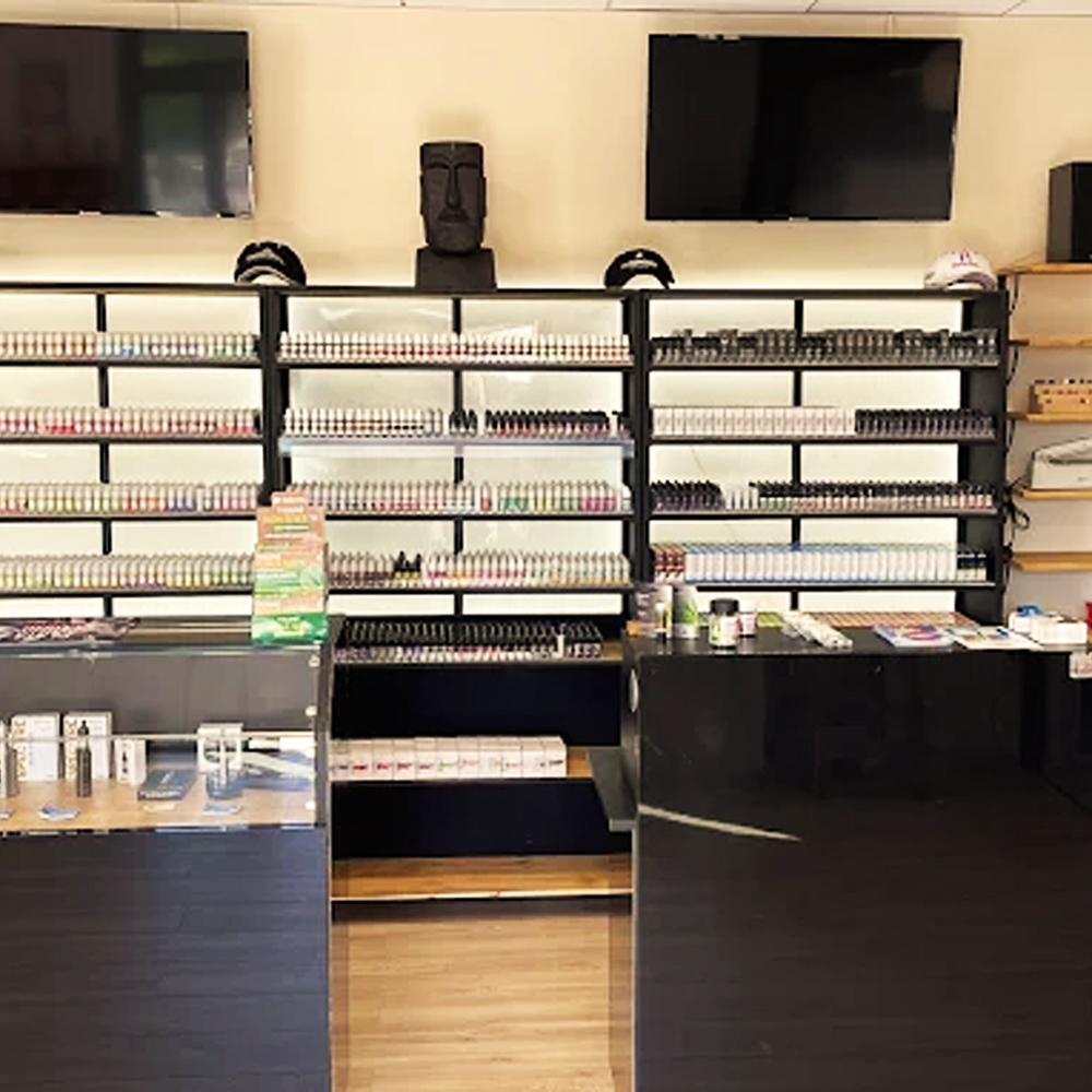 Intérieur de la boutique Vap Concept à Les Angles