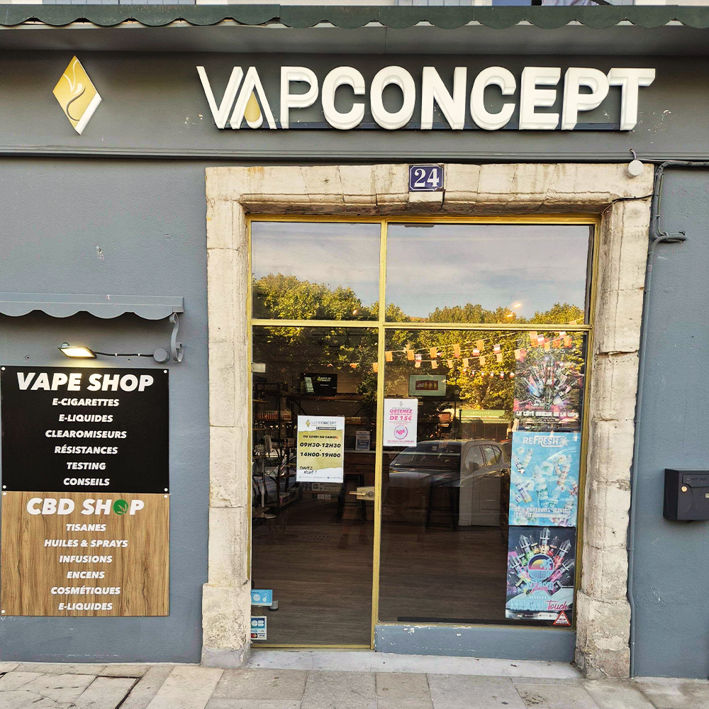 Intérieur de la boutique Vap Concept à Vaison-la-Romaine