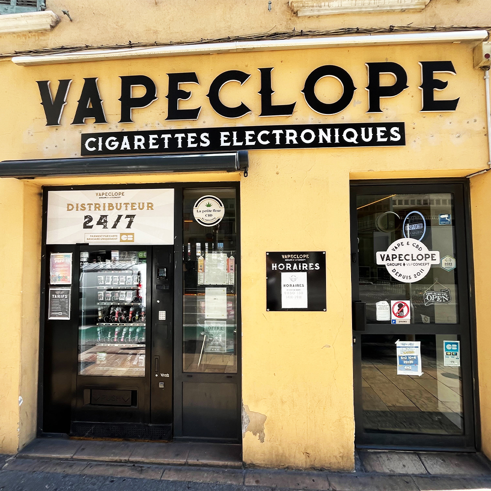 Rayon e-liquides Vapeclope Toulon